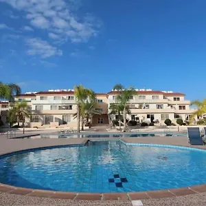 Nissi 3 Pool Access Garden Апартаменты Айя-Напа