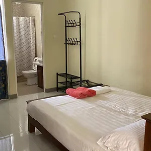 Diwan & Апартаменты Коломбо